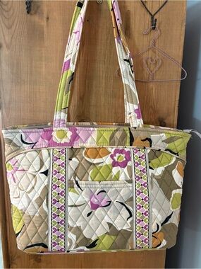 🌸 Vera Bradley Retired Portobello Road Quilted Floral Shoulder Tote🌸